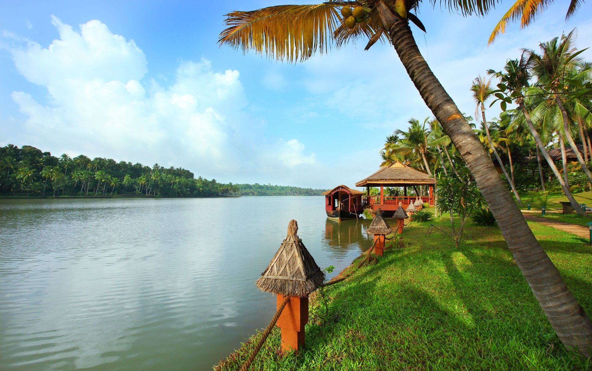 Fragrant Nature Backwater Resort & Ayurveda Spa Колам Съоръжения снимка